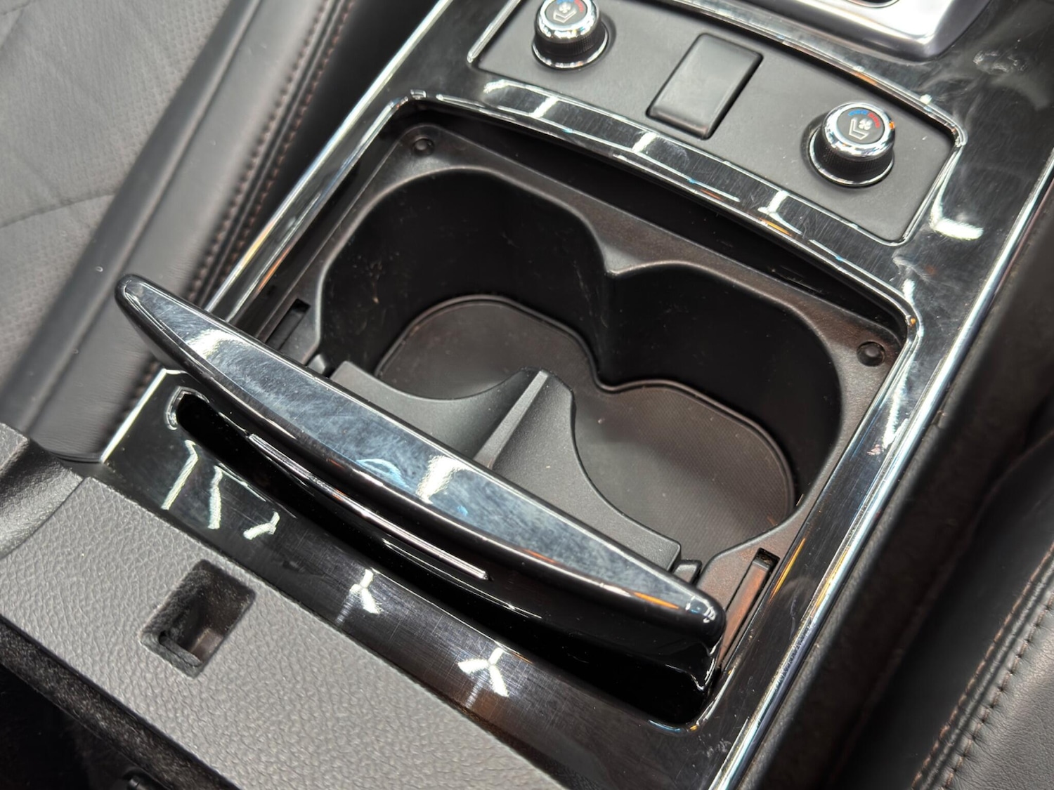 Used Infiniti QX70 2014 for sale - 77468807: Photo 25