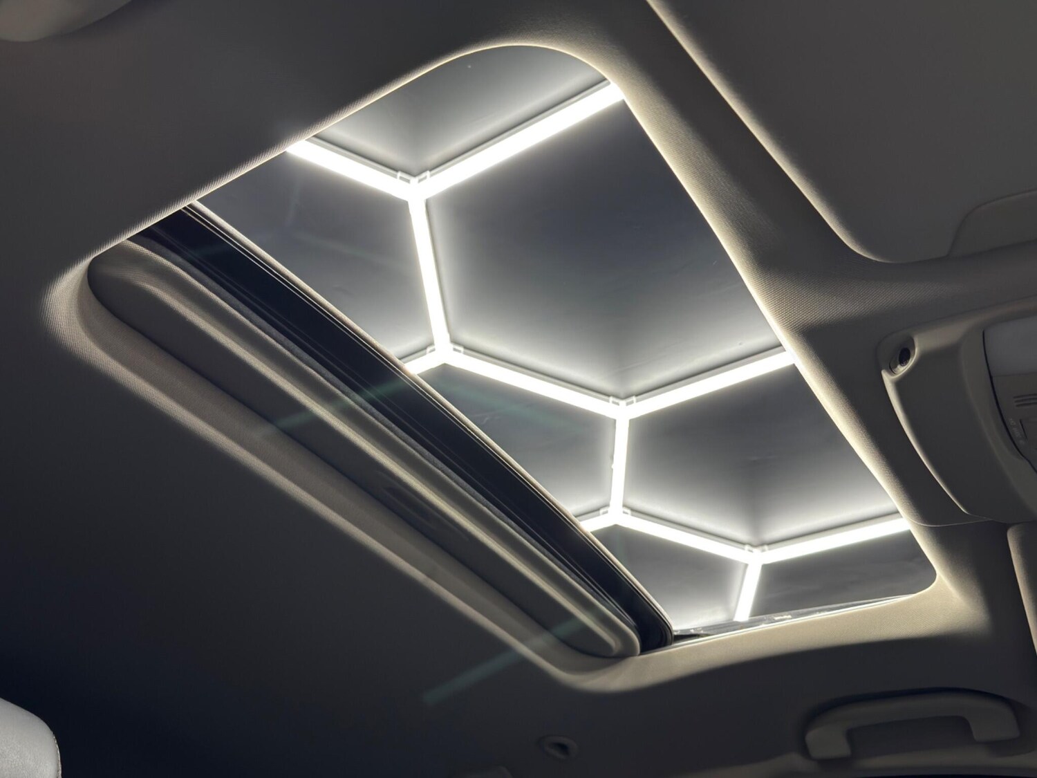 Used Infiniti QX70 2014 for sale - 77468807: Photo 34