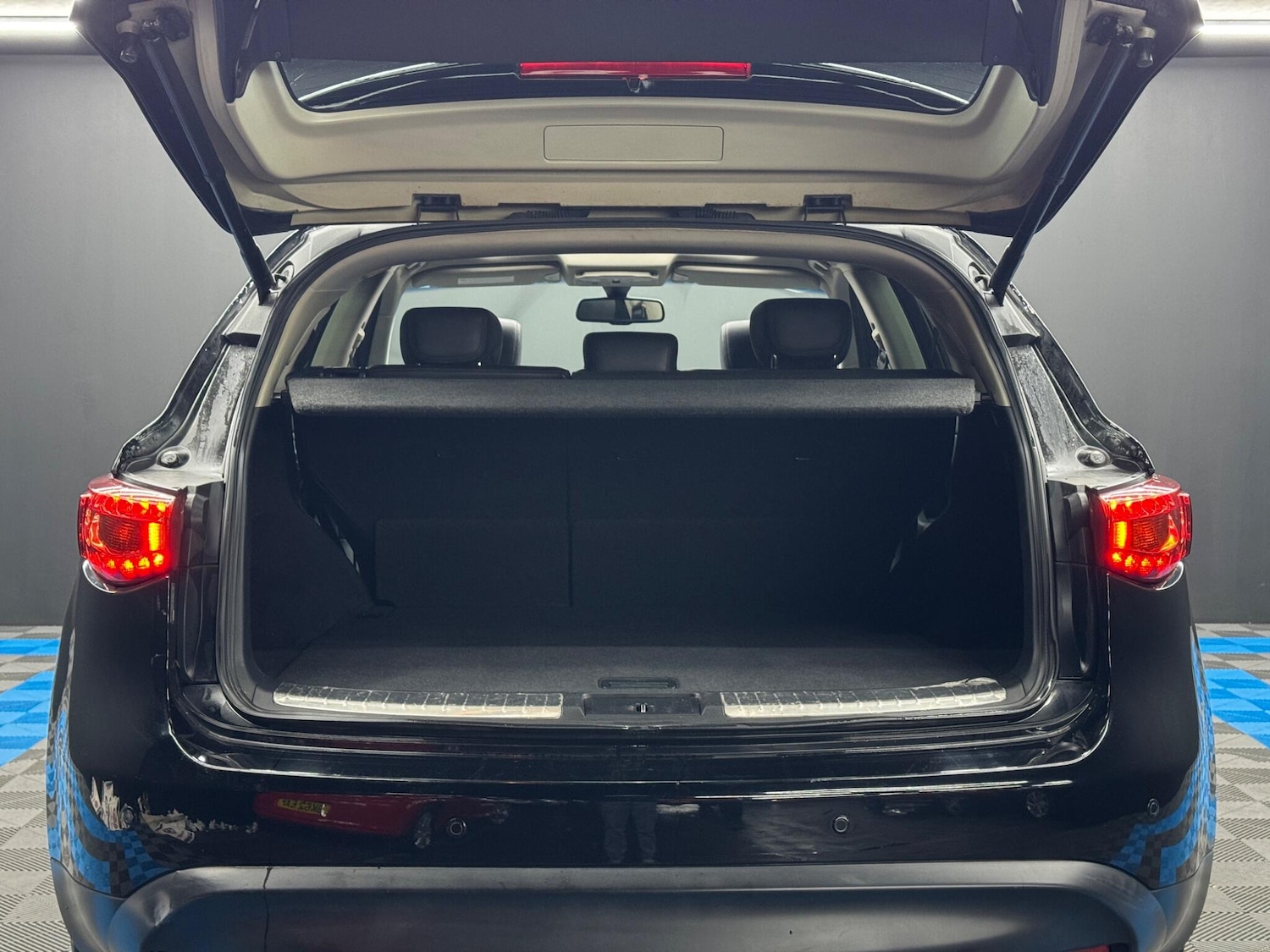 Used Infiniti QX70 2014 for sale - 77468807: Photo 37