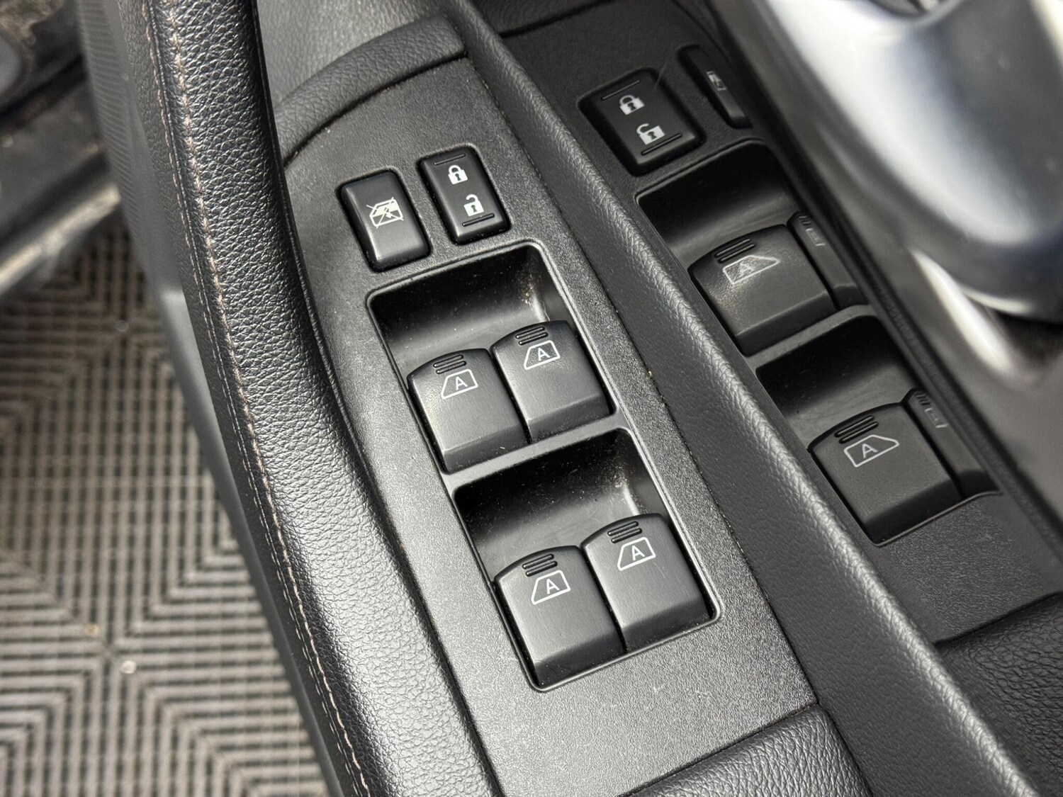 Used Infiniti QX70 2014 for sale - 77468807: Photo 41