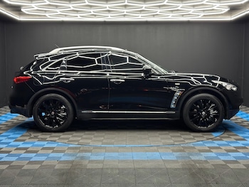 Used Infiniti QX70 2014 for sale - 77468807: Photo