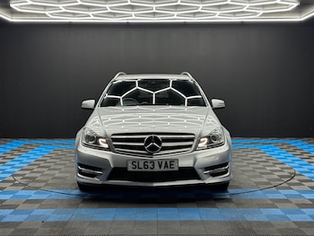 Used Mercedes-Benz C Class 2013 for sale - 76511767: Photo