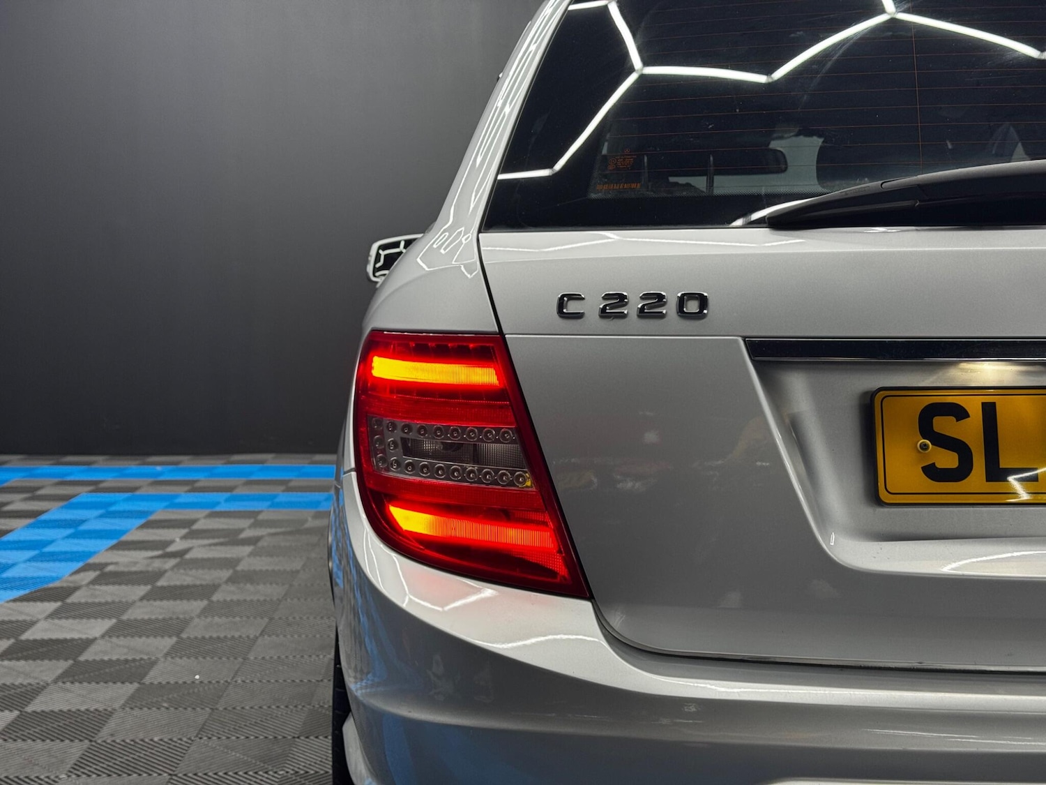 Used Mercedes-Benz C Class 2013 for sale - 76511767: Photo 44