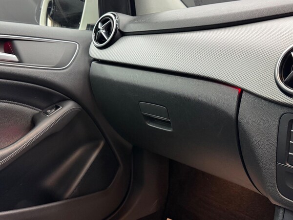 Used Mercedes-Benz B Class 2016 for sale - 75431365: Photo 33