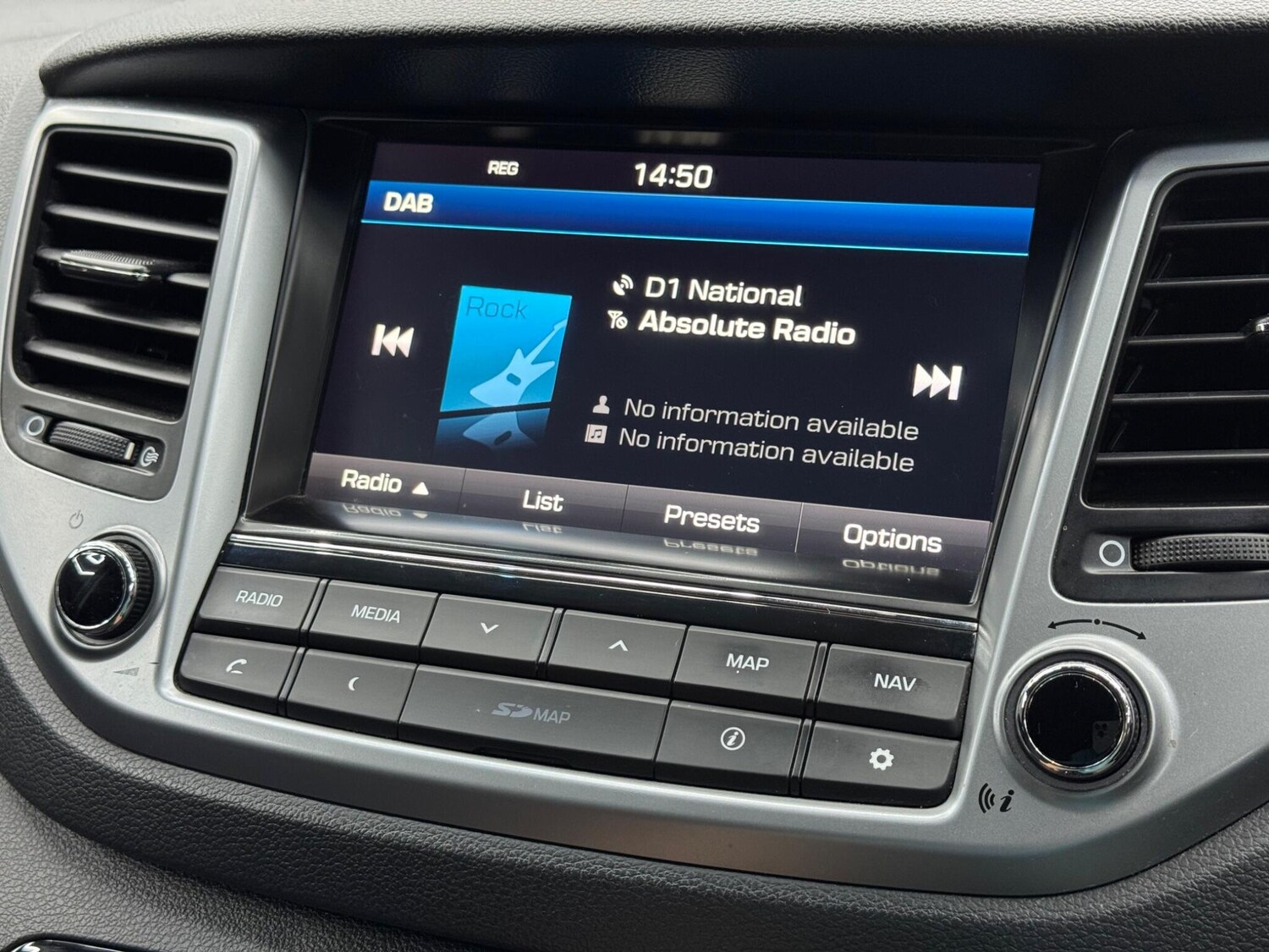 Used Hyundai TUCSON 2017 for sale - 76832838: Photo 27