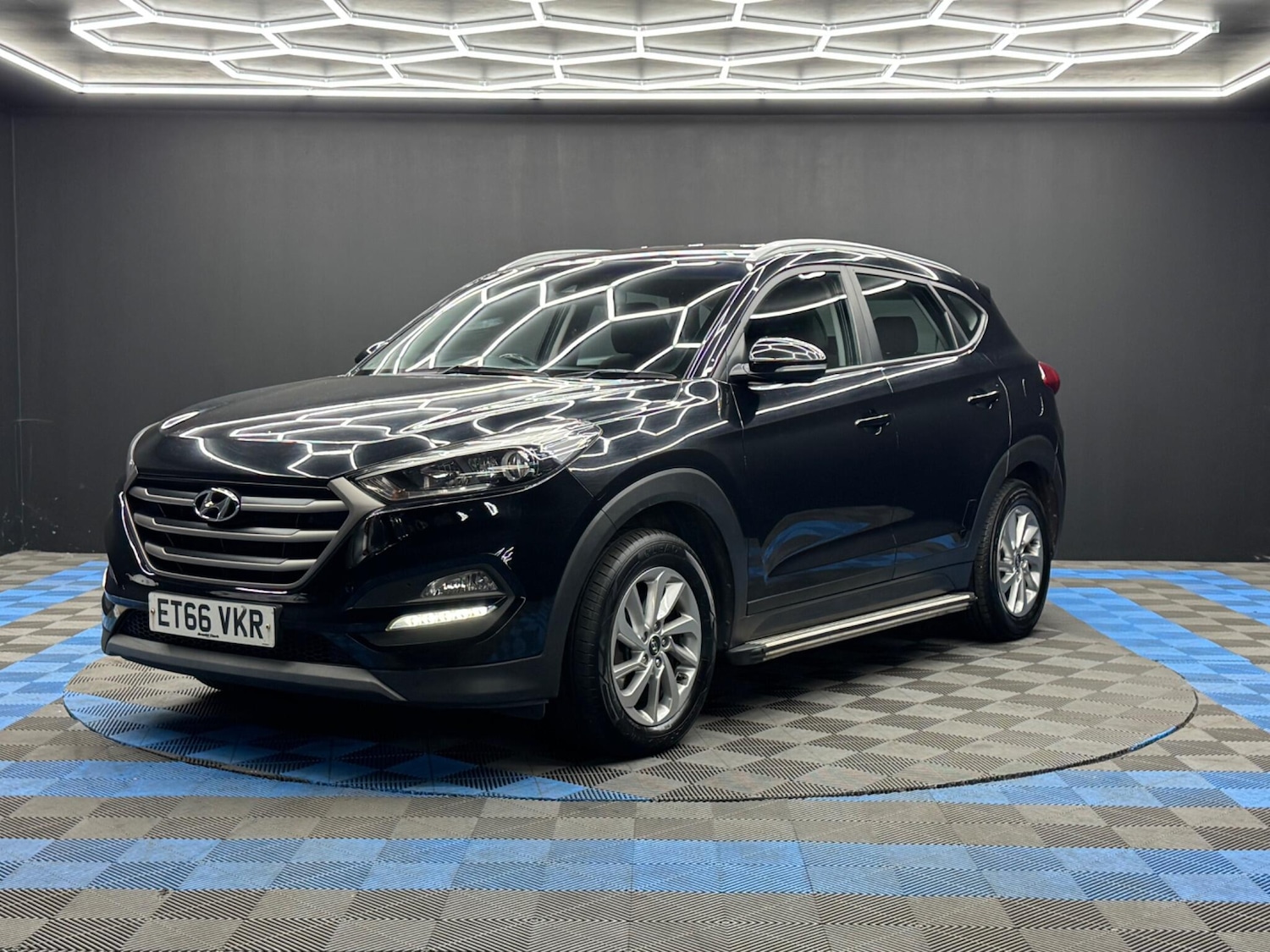 Used Hyundai TUCSON 2017 for sale - 76832838: Photo 3