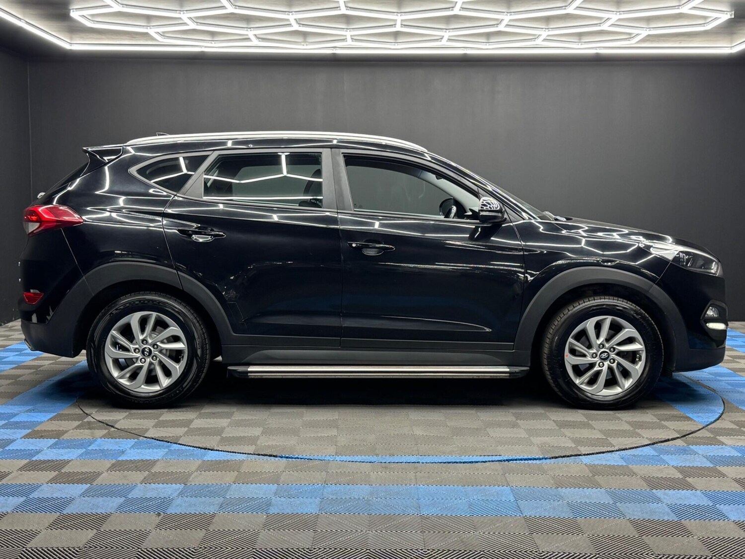 Used Hyundai TUCSON 2017 for sale - 76832838: Photo 4