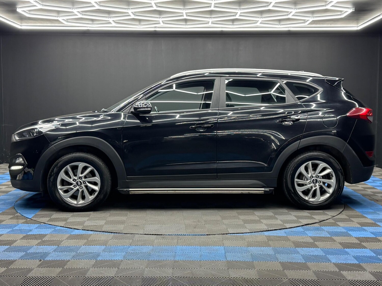 Used Hyundai TUCSON 2017 for sale - 76832838: Photo 8