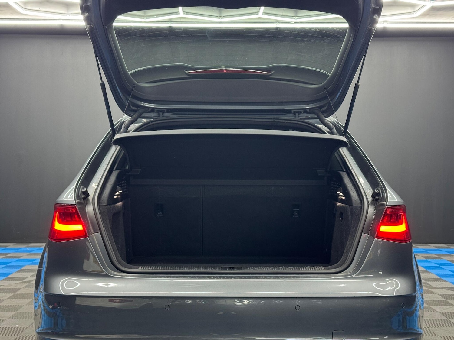 Used Audi A3 2015 for sale - 76849930: Photo 36