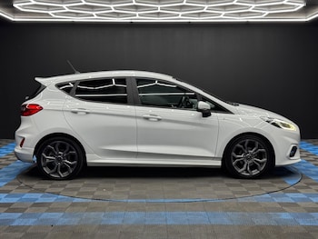 Used Ford Fiesta 2018 for sale - 78704830: Photo