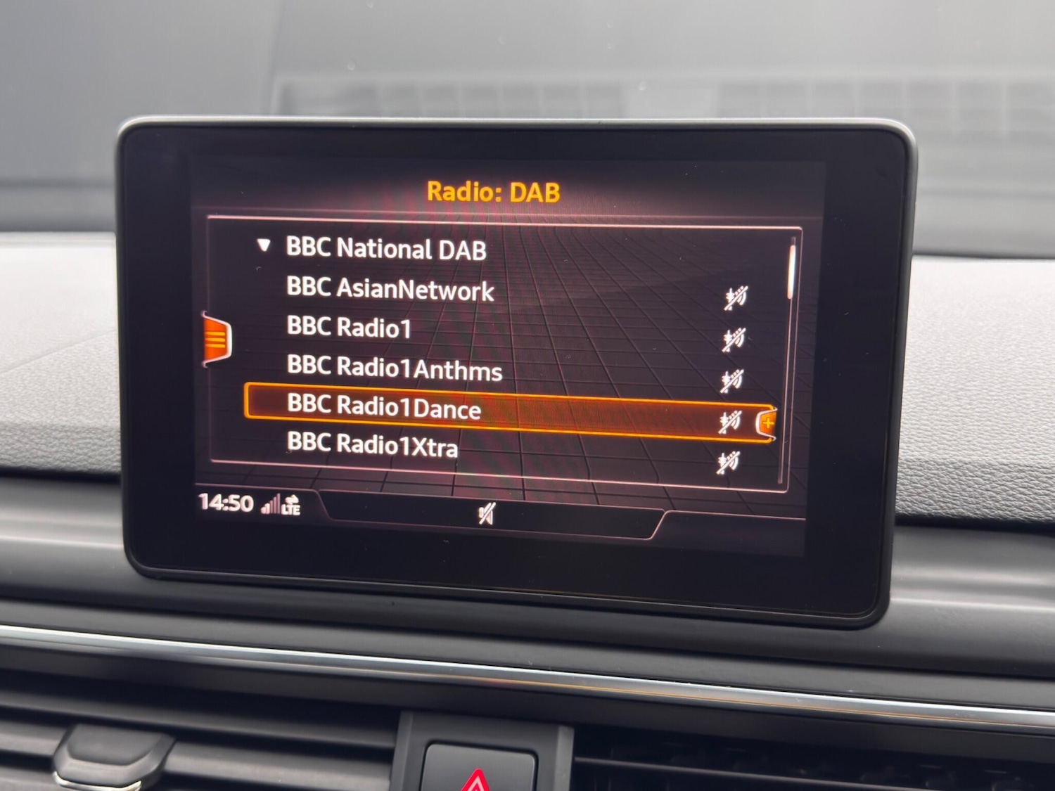 Used Audi A4 Avant for sale - 76728105: Photo 30