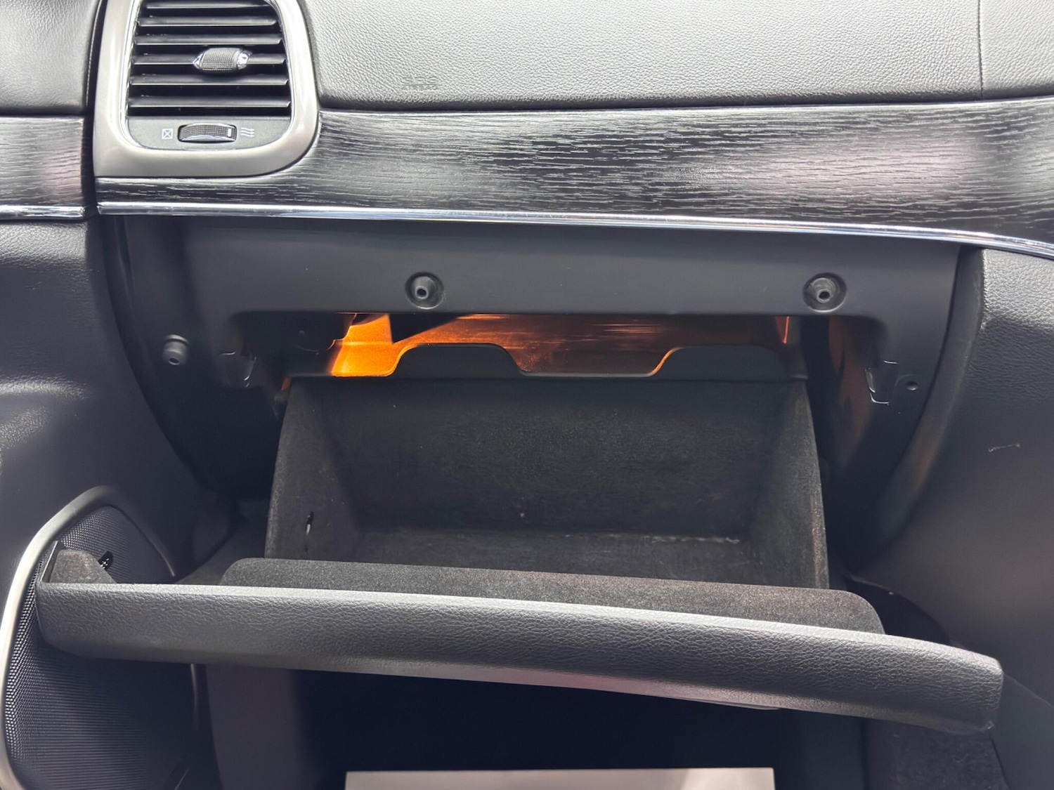 Used Jeep Grand Cherokee 2018 for sale - 76409292: Photo 35