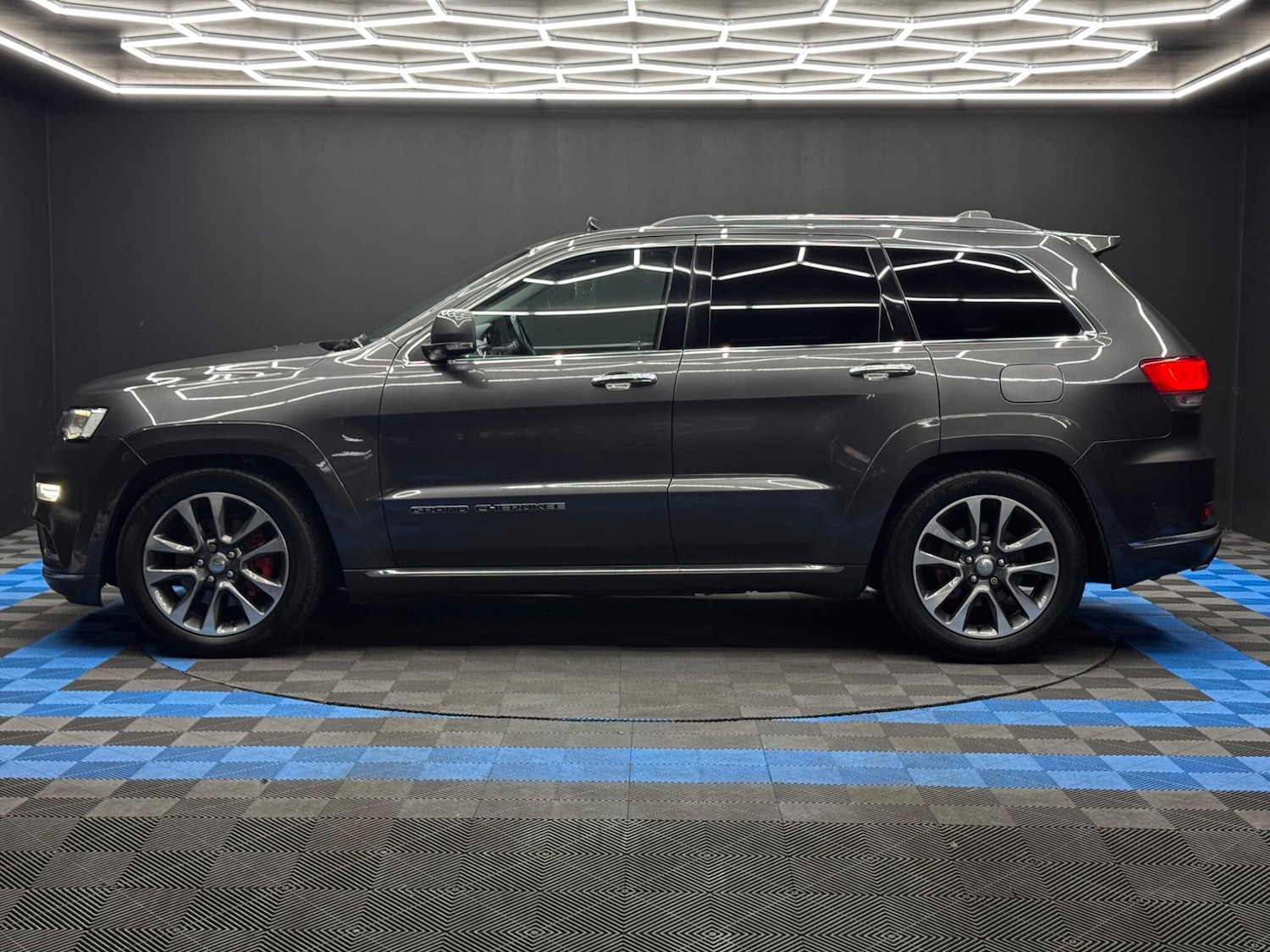 Used Jeep Grand Cherokee 2018 for sale - 76409292: Photo 8