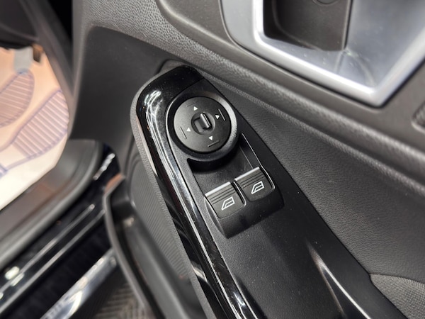 Used Ford Fiesta 2016 for sale - 76099153: Photo 40