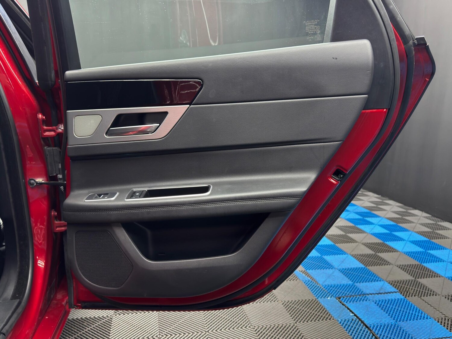 Used Jaguar XF for sale - 77484260: Photo 41