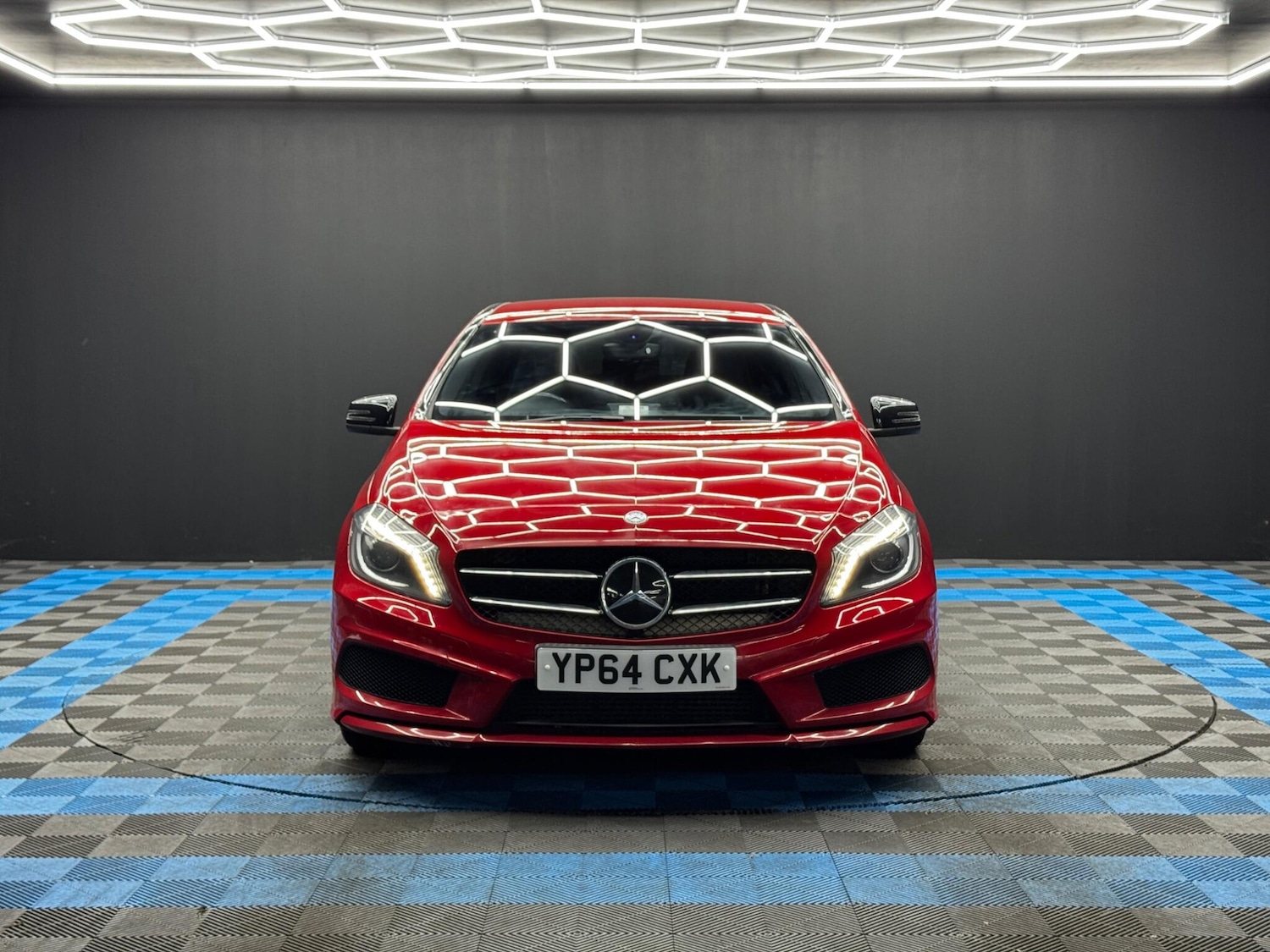 Used Mercedes-Benz A-Class 2014 for sale - 78135903: Photo 2