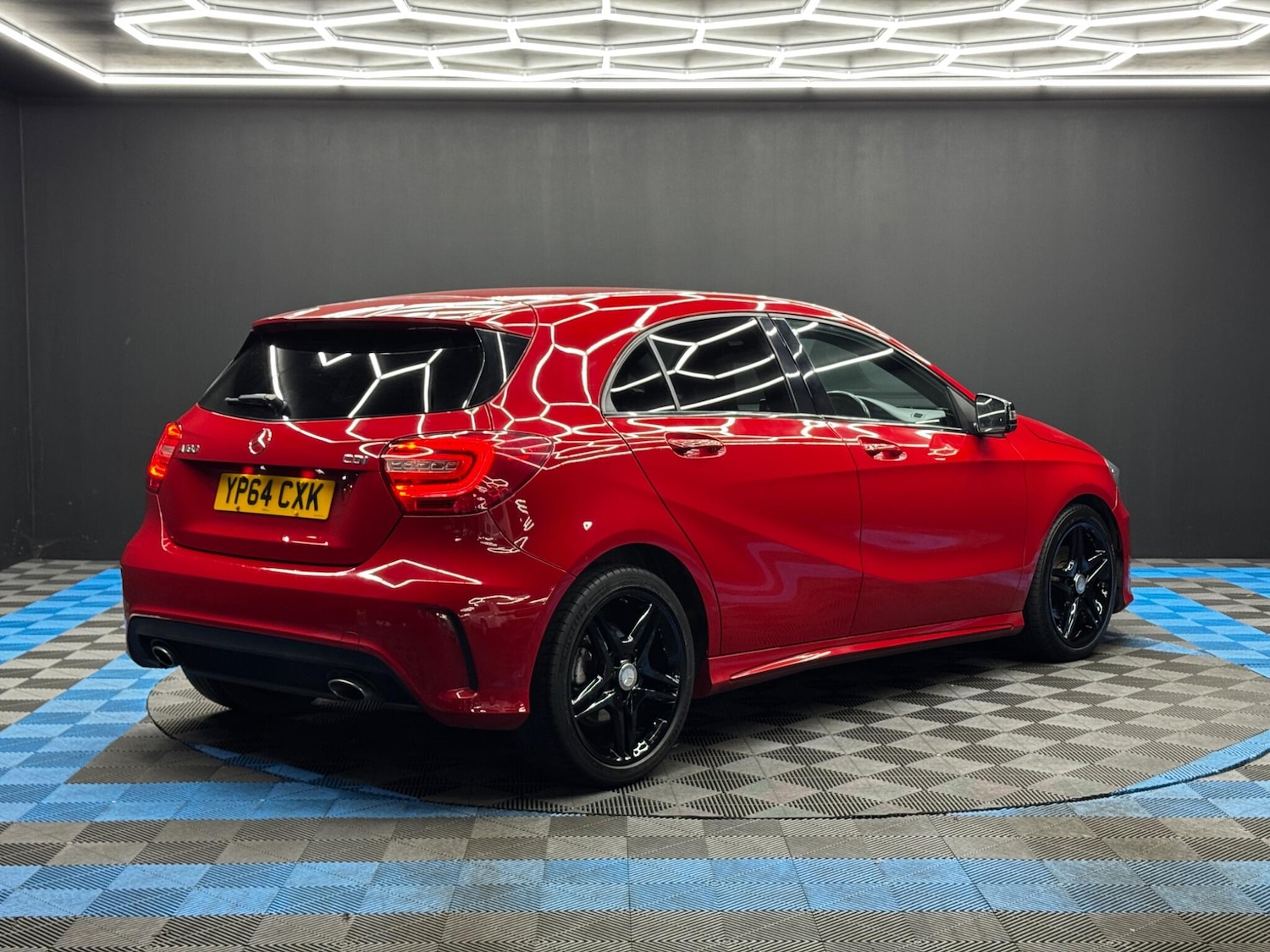 Used Mercedes-Benz A-Class 2014 for sale - 78135903: Photo 5