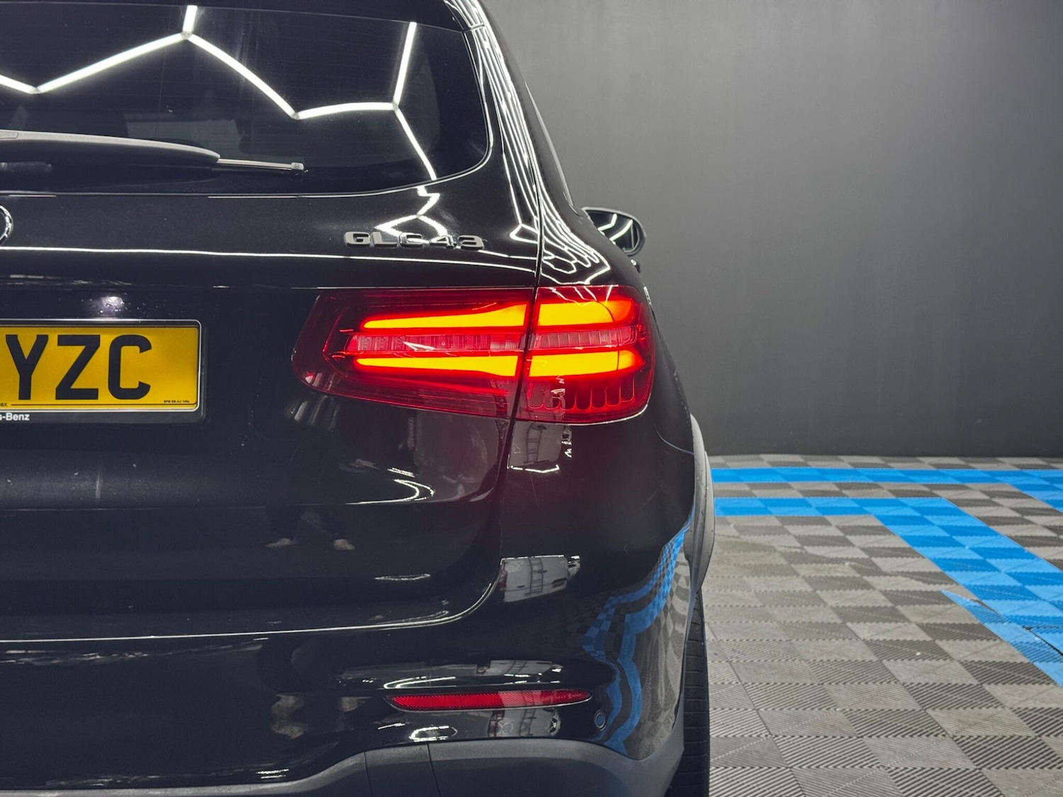 Used Mercedes-Benz GLC 2019 for sale - 76700637: Photo 41