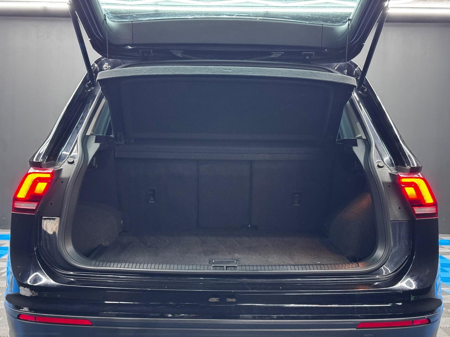 Used Volkswagen Tiguan 2019 for sale - 76456685: Photo 34