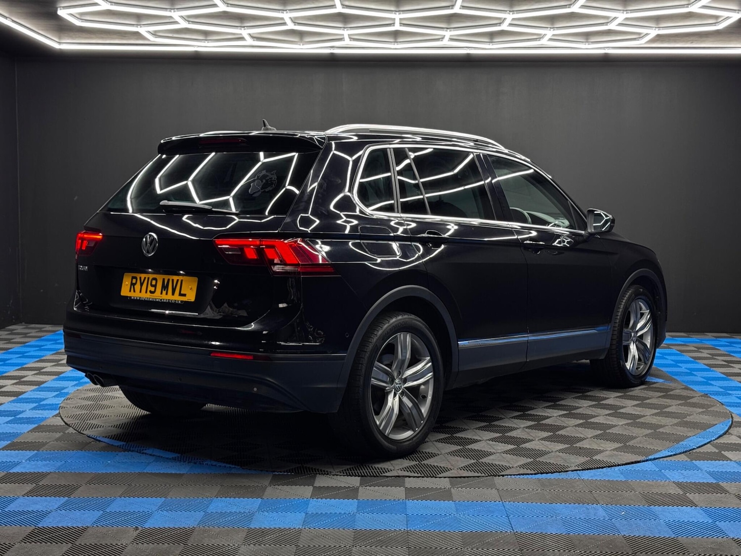 Used Volkswagen Tiguan 2019 for sale - 76456685: Photo 5