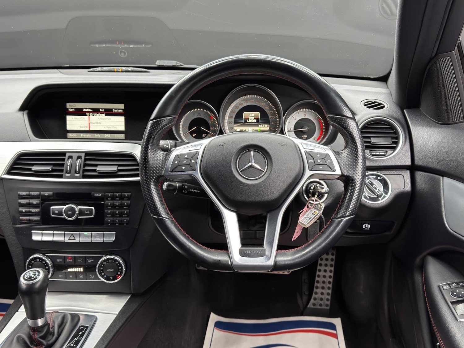 Used Mercedes-Benz C Class 2013 for sale - 77625541: Photo 15