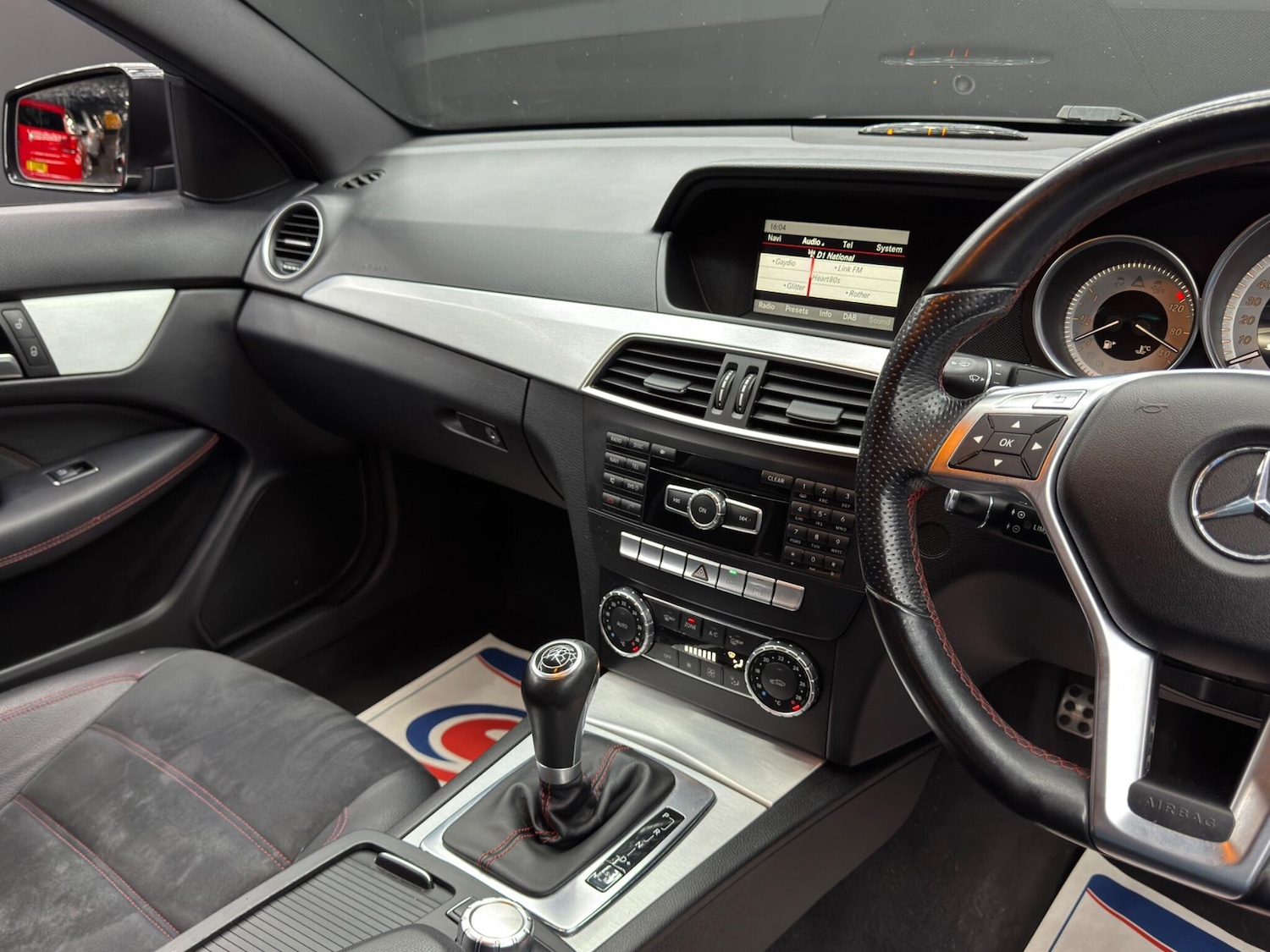 Used Mercedes-Benz C Class 2013 for sale - 77625541: Photo 21