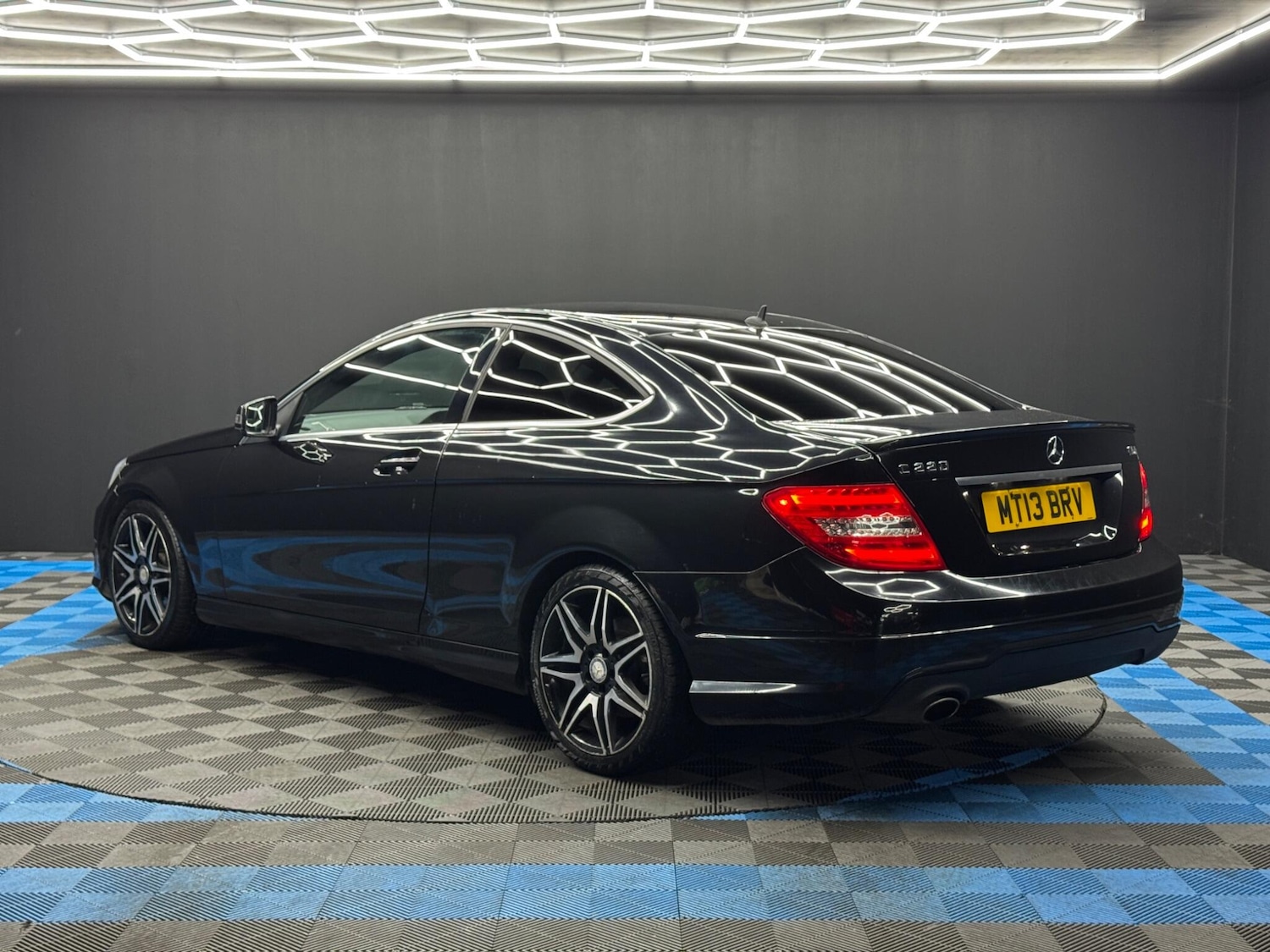 Used Mercedes-Benz C Class 2013 for sale - 77625541: Photo 7