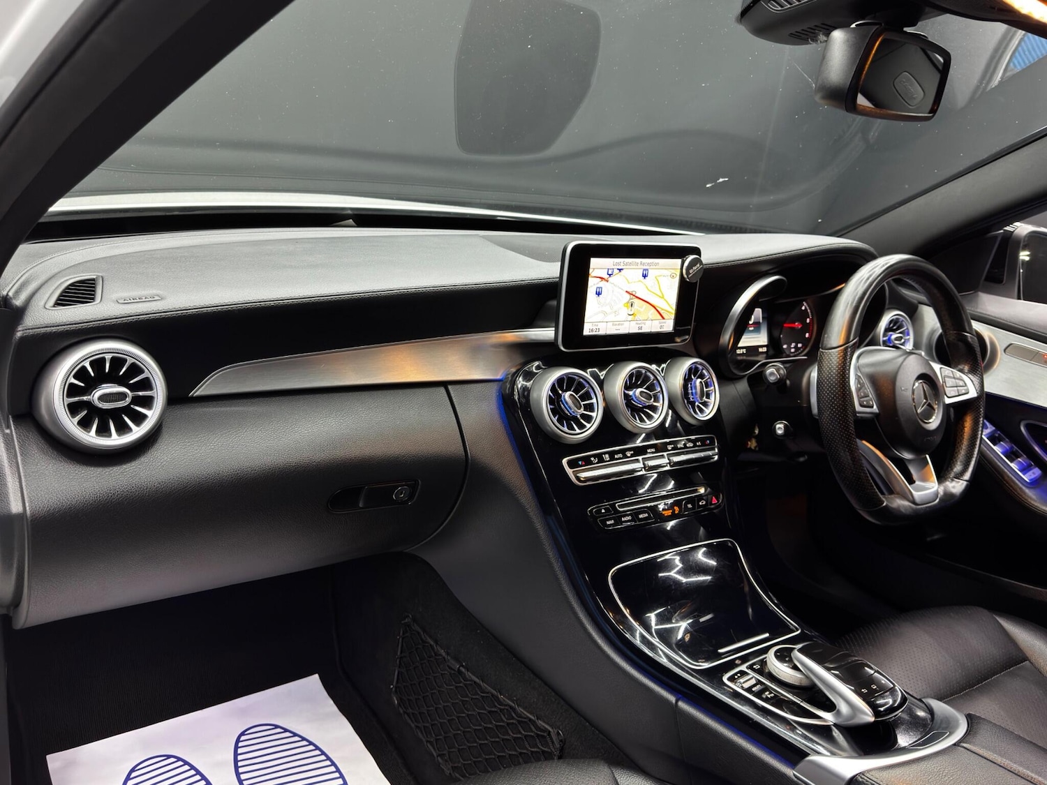 Used Mercedes-Benz C Class 2014 for sale - 76399303: Photo 11