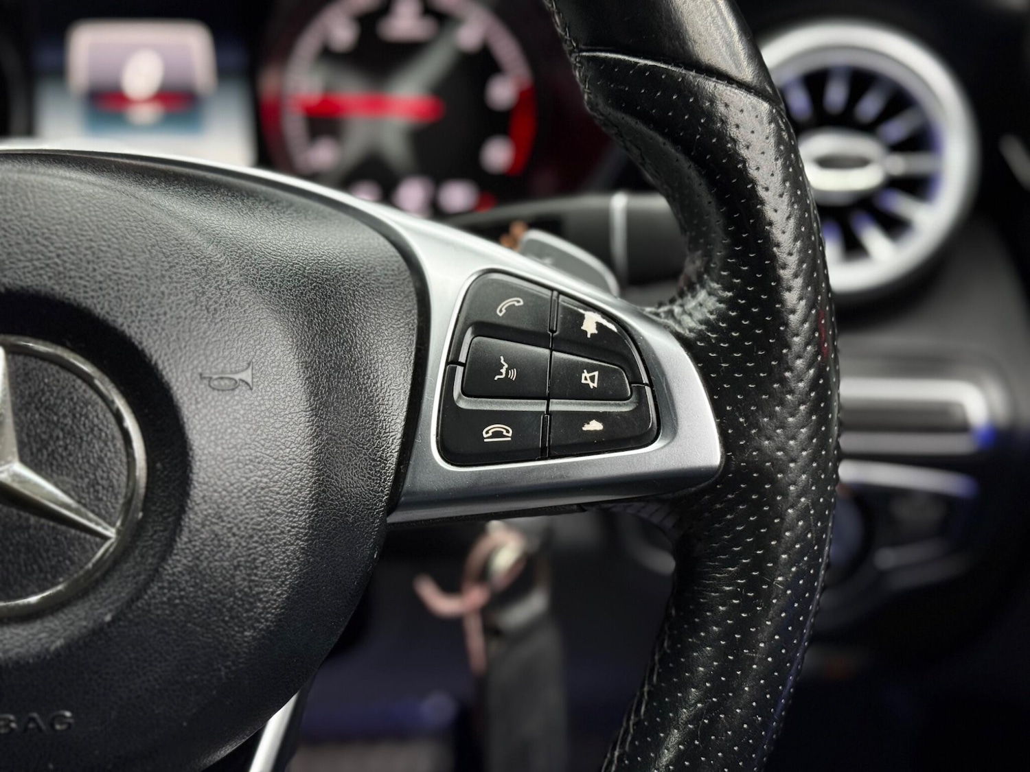 Used Mercedes-Benz C Class 2014 for sale - 76399303: Photo 21