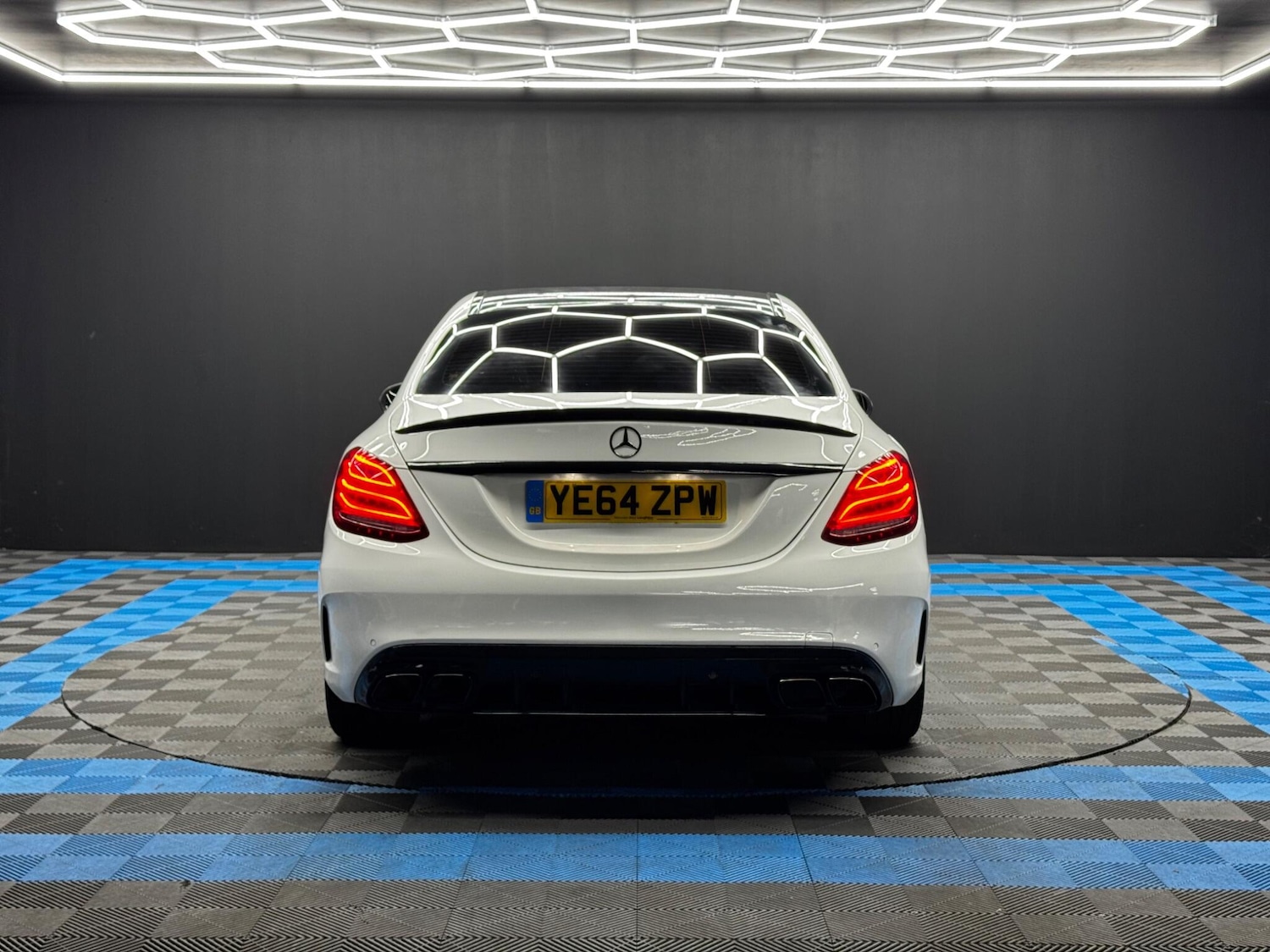 Used Mercedes-Benz C Class 2014 for sale - 76399303: Photo 6