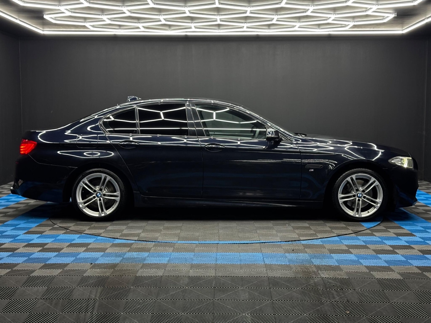 Used BMW 5 Series for sale - 76996152: Photo 4