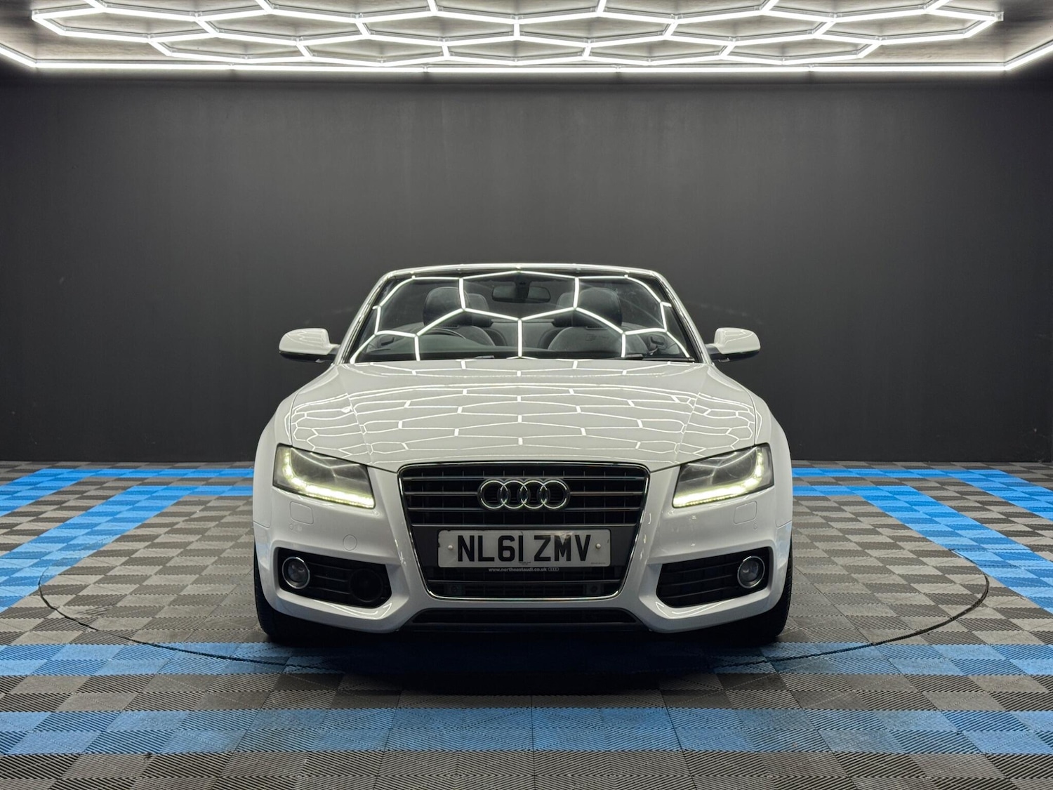 Used Audi A5 2011 for sale - 77376231: Photo 2