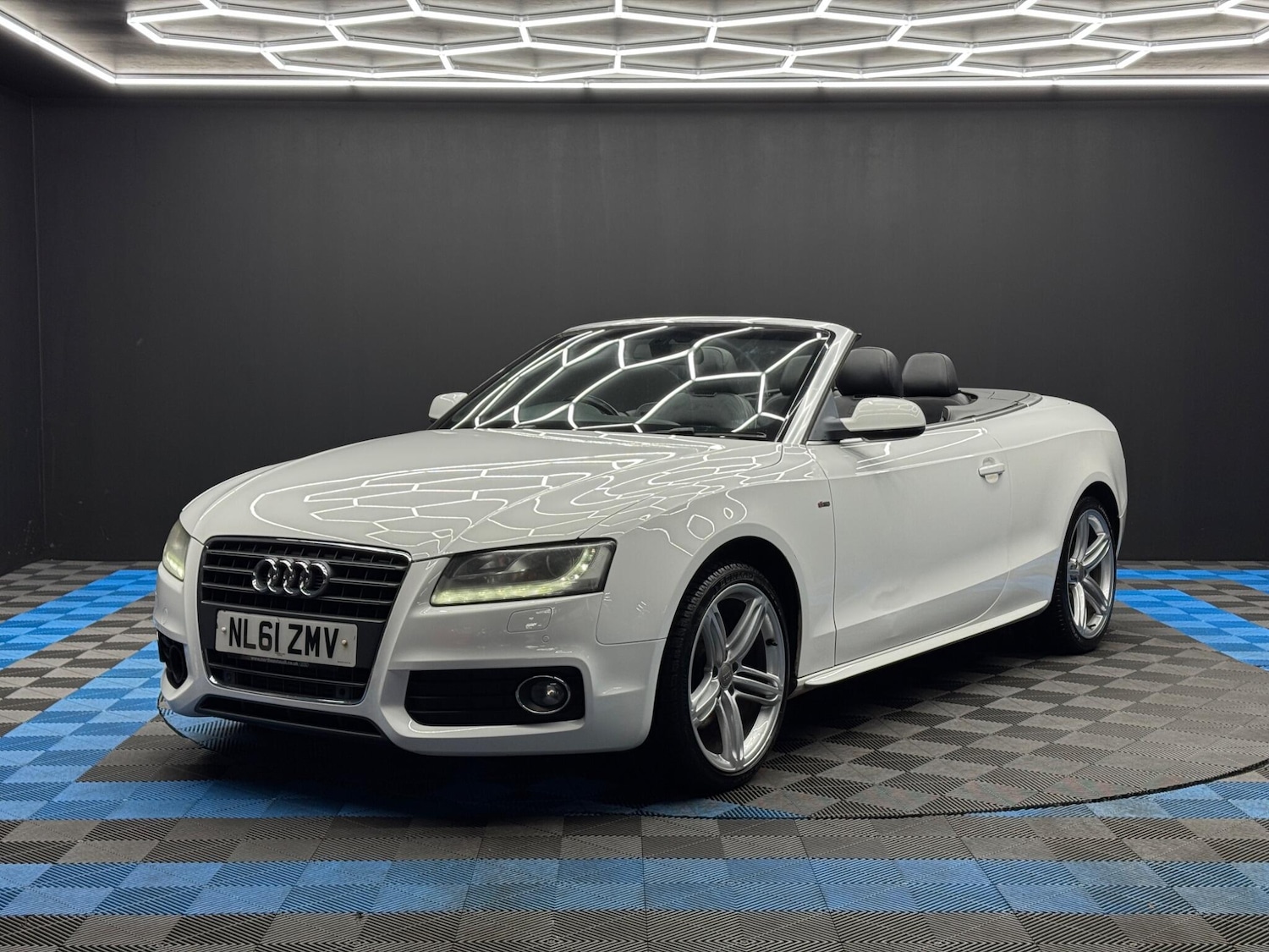 Used Audi A5 2011 for sale - 77376231: Photo 3