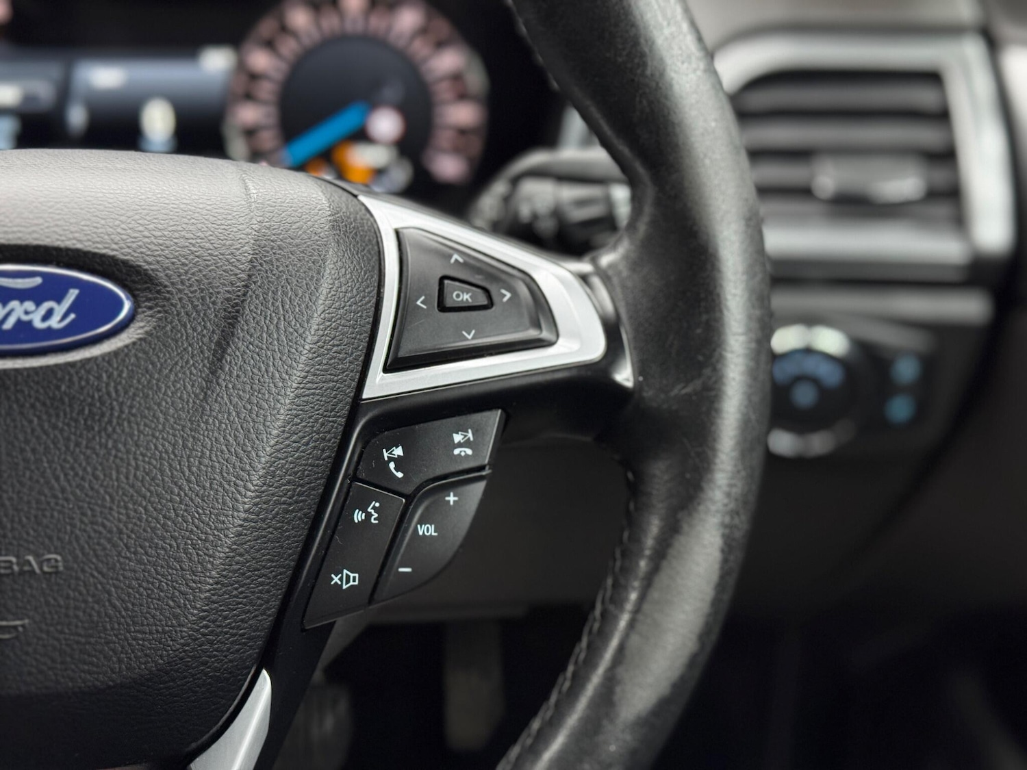 Used Ford Mondeo 2017 for sale - 78086369: Photo 21