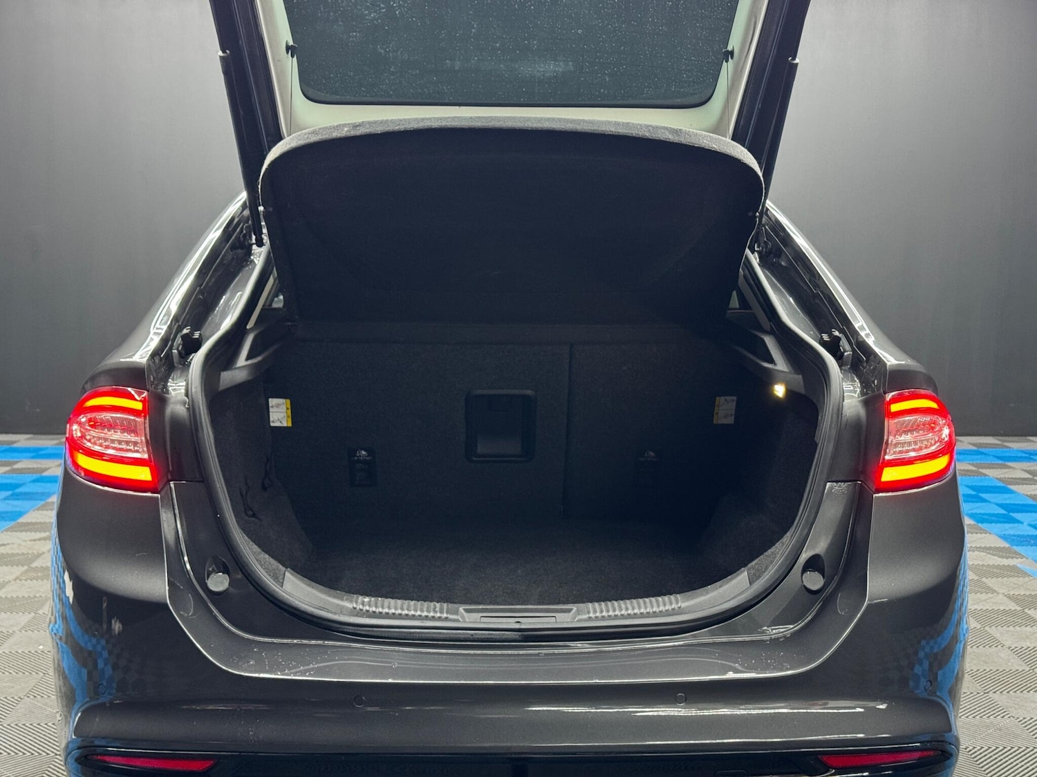 Used Ford Mondeo 2017 for sale - 78086369: Photo 39