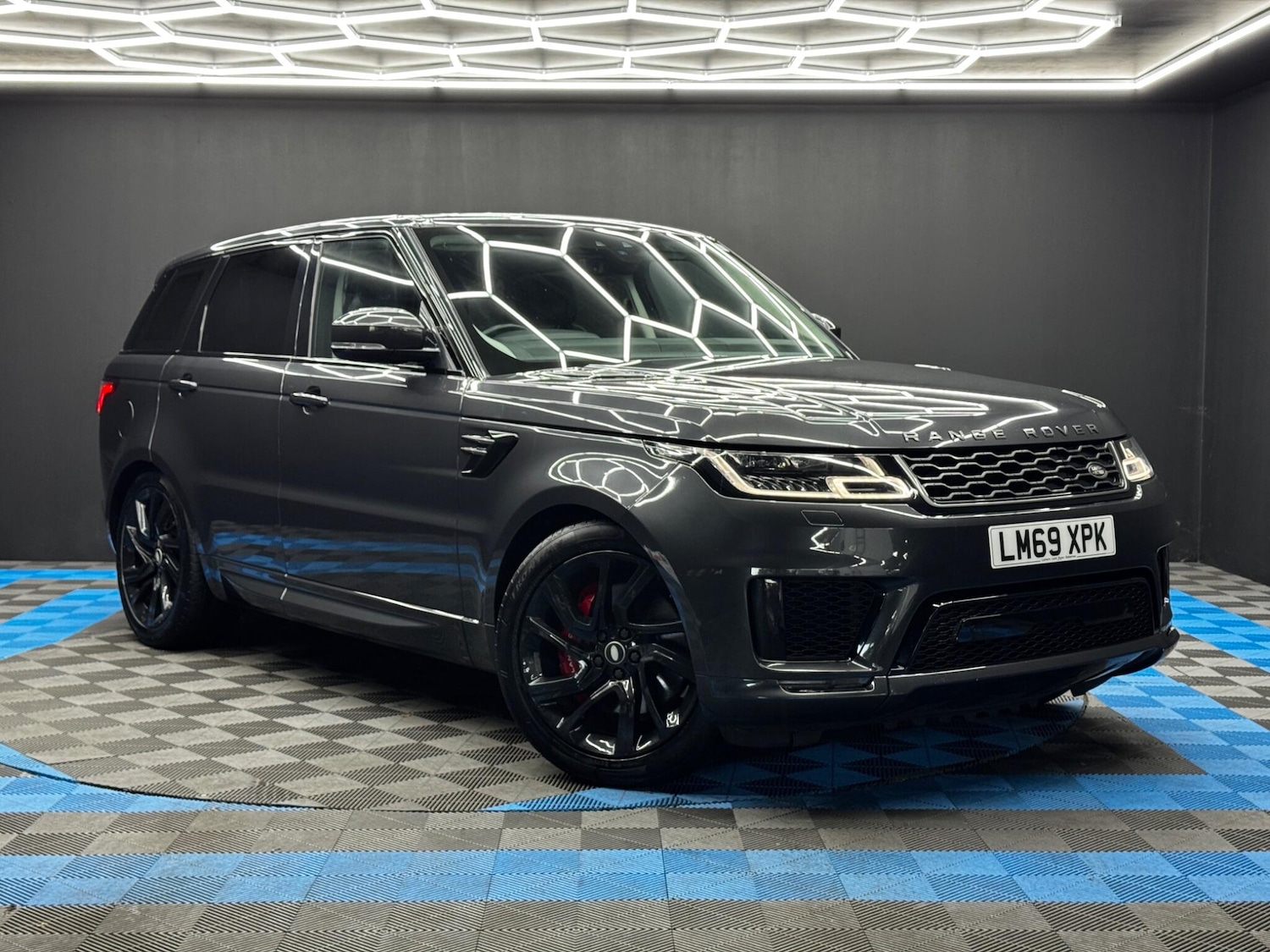 Used Land Rover Range Rover Sport 2019 for sale - 76700985: Photo 1