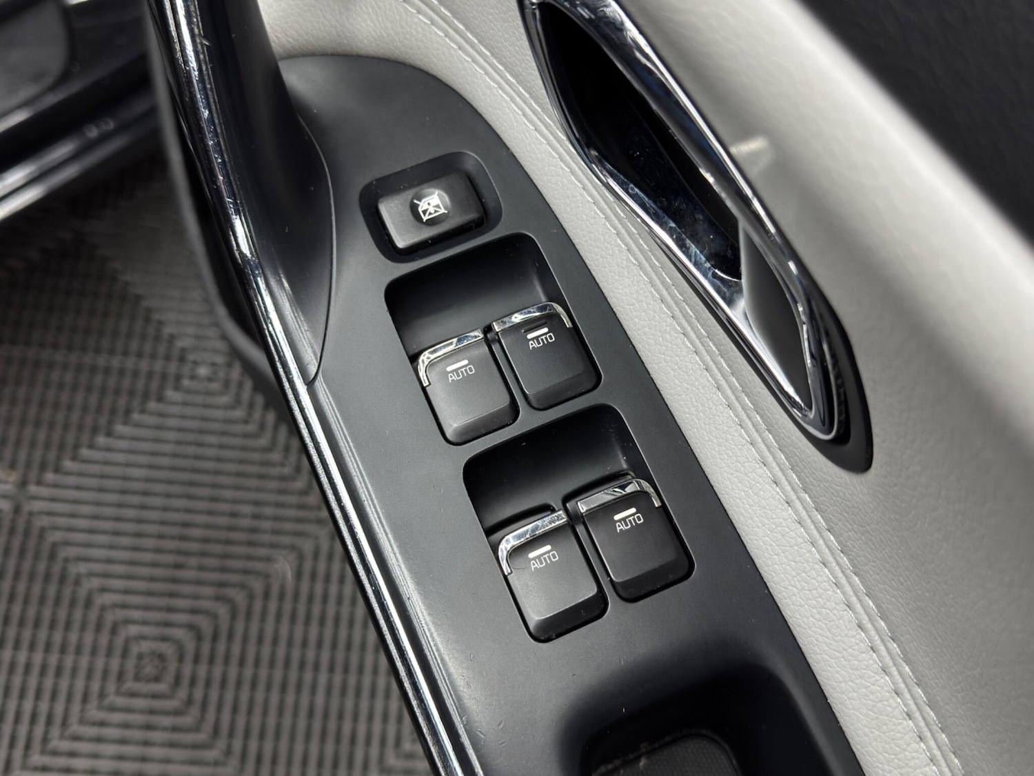 Used Kia Ceed 2017 for sale - 77523665: Photo 38