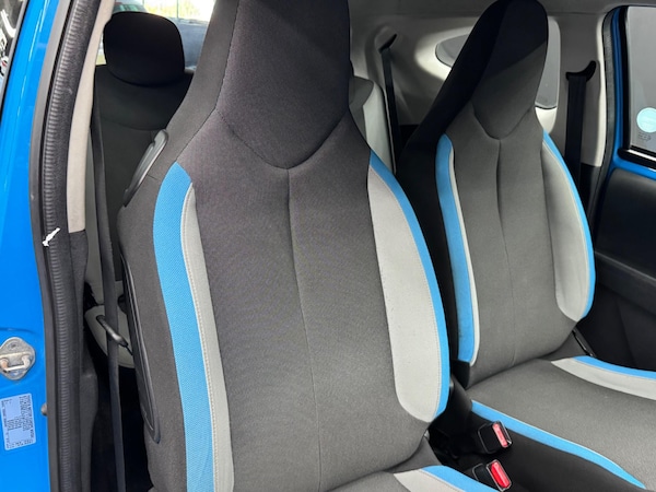 Used Toyota AYGO 2015 for sale - 75268899: Photo 12