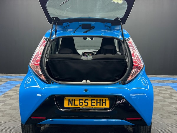 Used Toyota AYGO 2015 for sale - 75268899: Photo 32