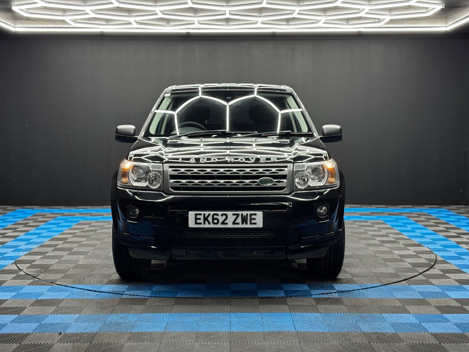 Used Land Rover Freelander 2012 for sale - 76993292: Photo 2