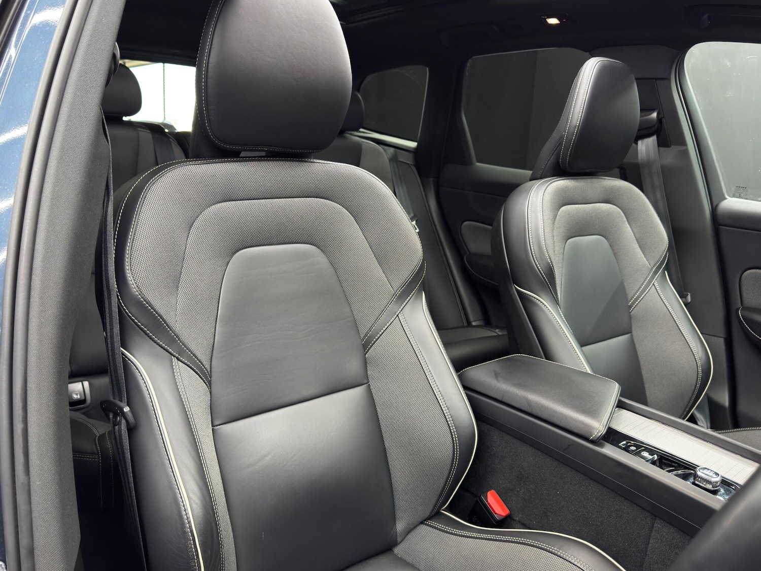 Used Volvo XC60 2021 for sale - 78170092: Photo 12