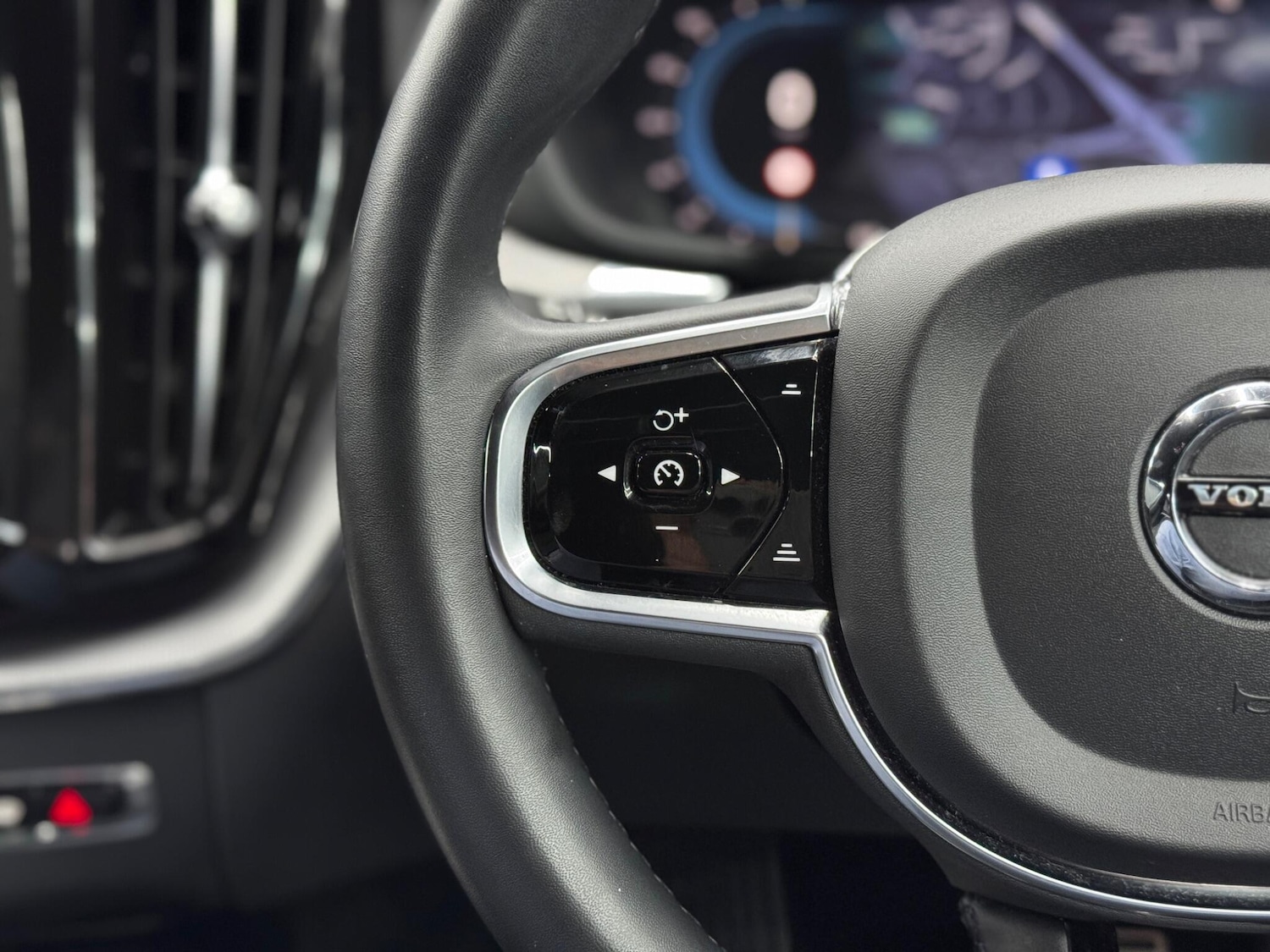 Used Volvo XC60 2021 for sale - 78170092: Photo 20