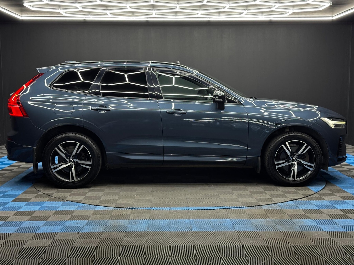 Used Volvo XC60 2021 for sale - 78170092: Photo 4