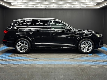 Used Audi Q7 2023 for sale - 79396446: Photo