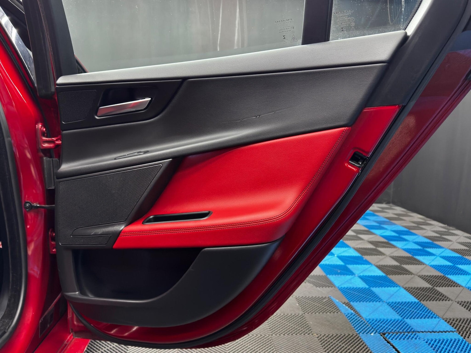 Used Jaguar XE 2017 for sale - 76997477: Photo 39