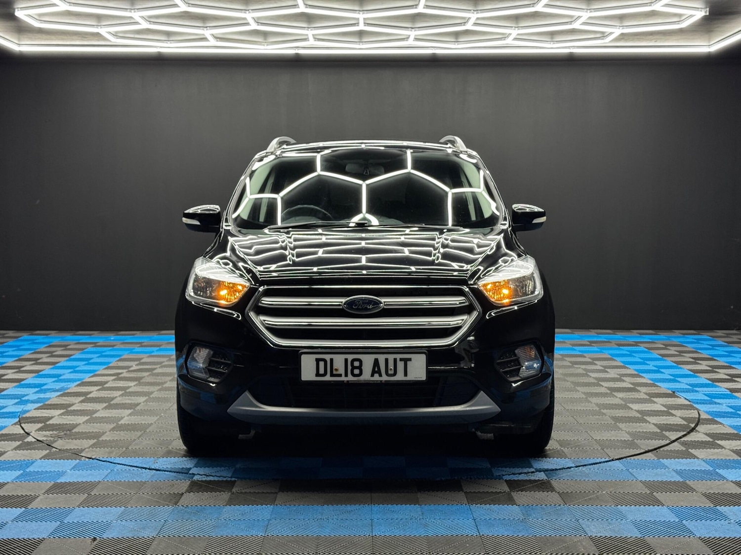 Used Ford Kuga 2018 for sale - 76743081: Photo 2