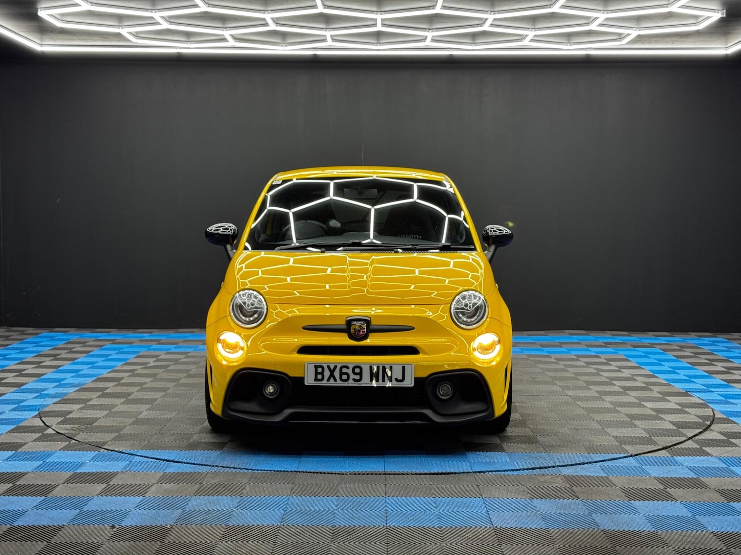 Used Abarth 595 2019 for sale - 76422623: Photo 2