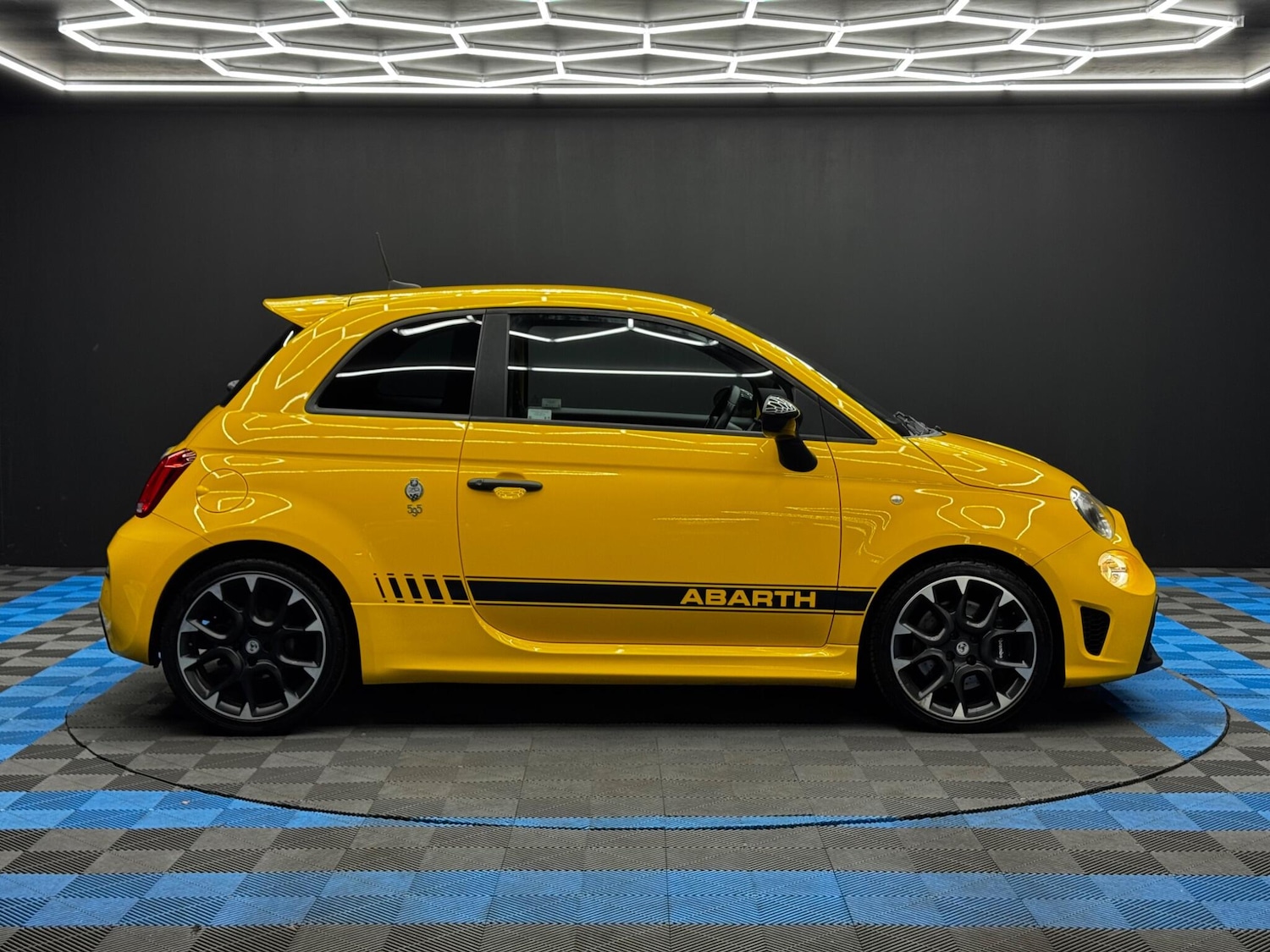Used Abarth 595 2019 for sale - 76422623: Photo 4