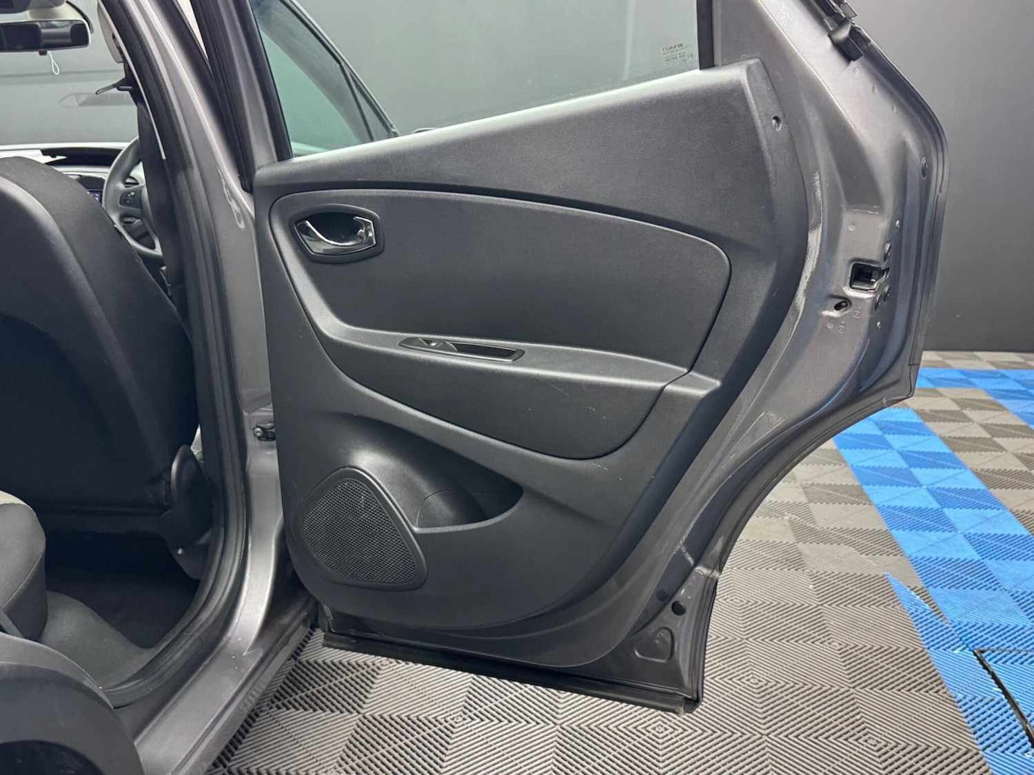 Vehicle 35