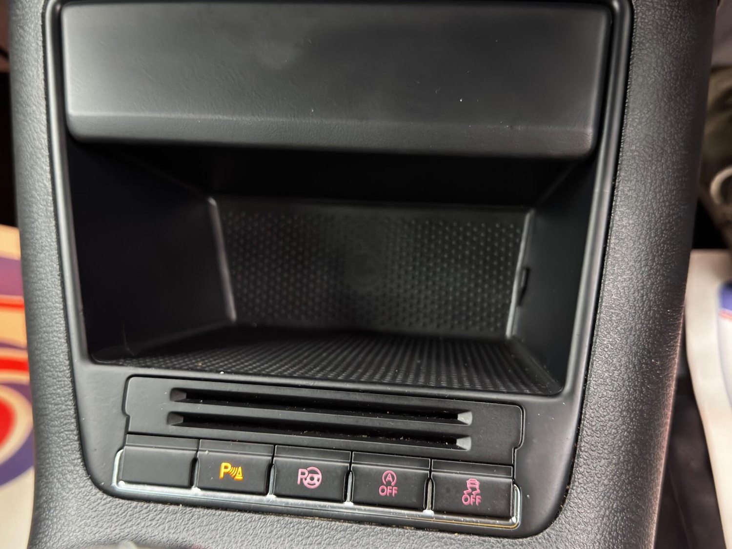 Used Volkswagen Tiguan 2015 for sale - 76522095: Photo 28